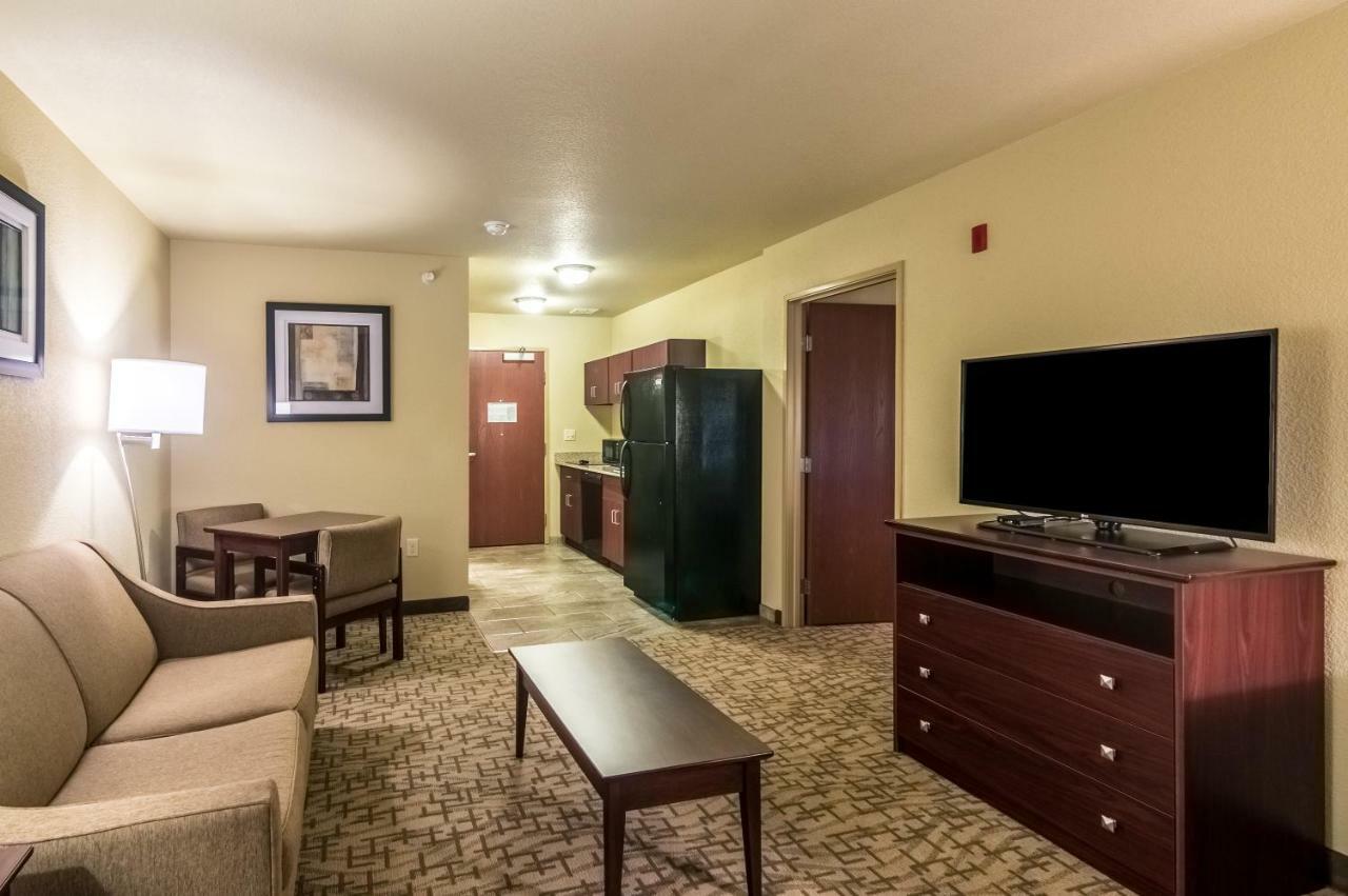Cobblestone Inn & Suites - Lakin Exterior foto